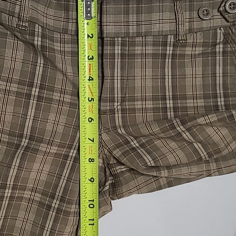 Express Olive Green & Tan Plaid Shorts size 6